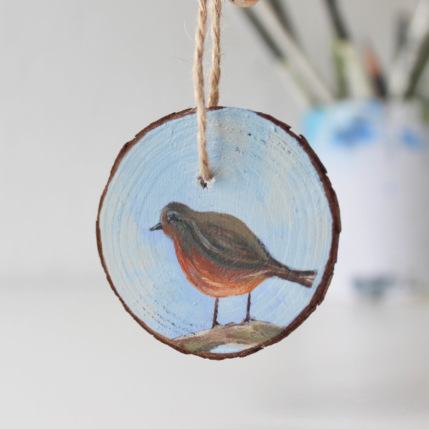 Rustic Hand-Painted Robin Christmas Ornament - Wood Slice Holiday Decoration