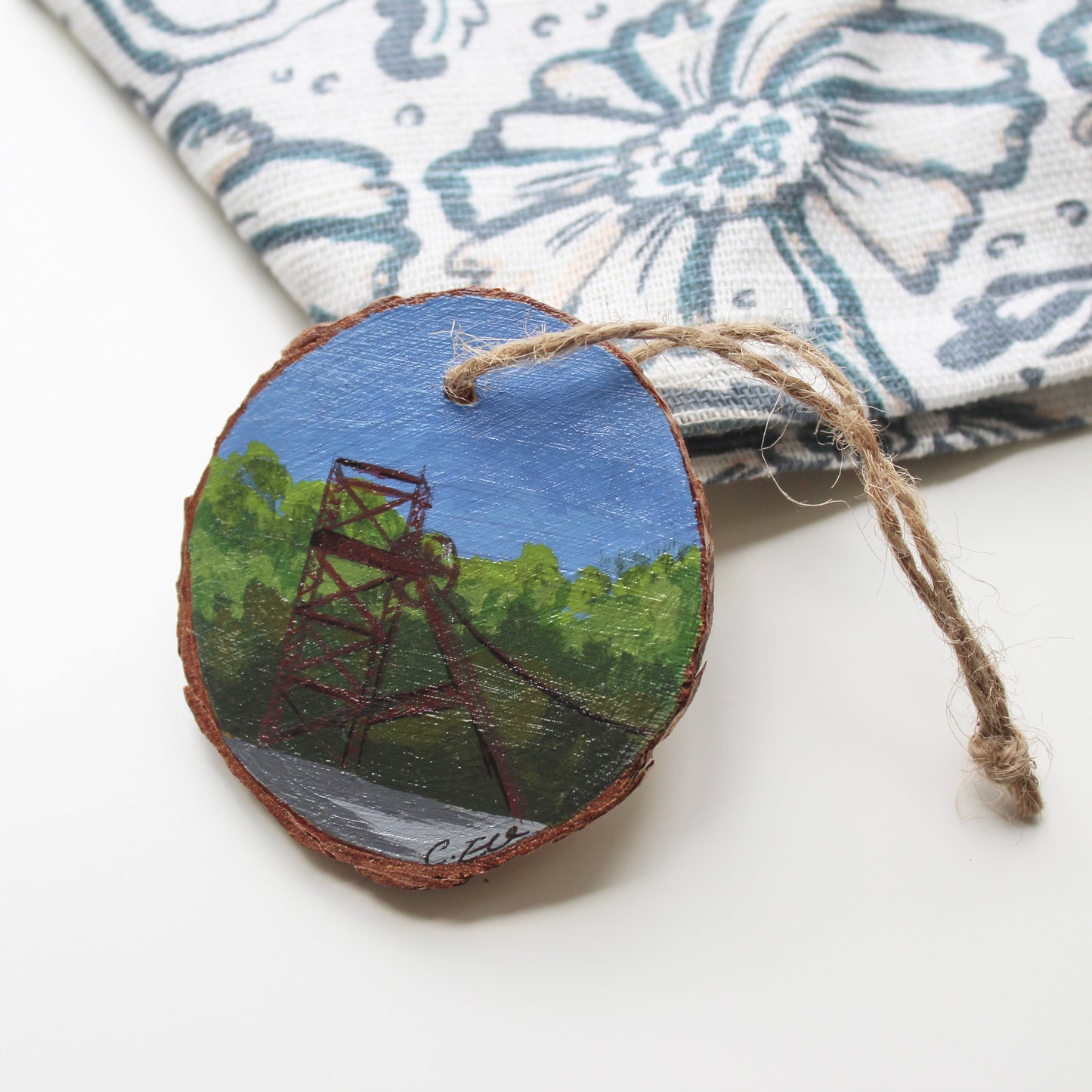 Hand-Painted Mining Colliery Wheel on Wood Slice with Twine. Rustic Welsh Art, Meaningful Welsh Gift decoration