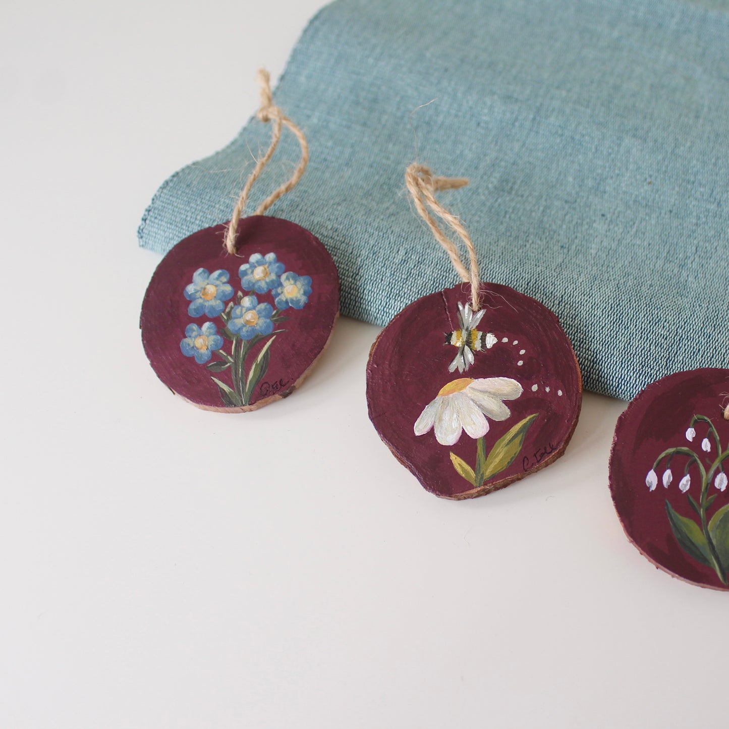 Small Wooden Forget Me Not Flowers Hanging ornament, floral wood slice decoration