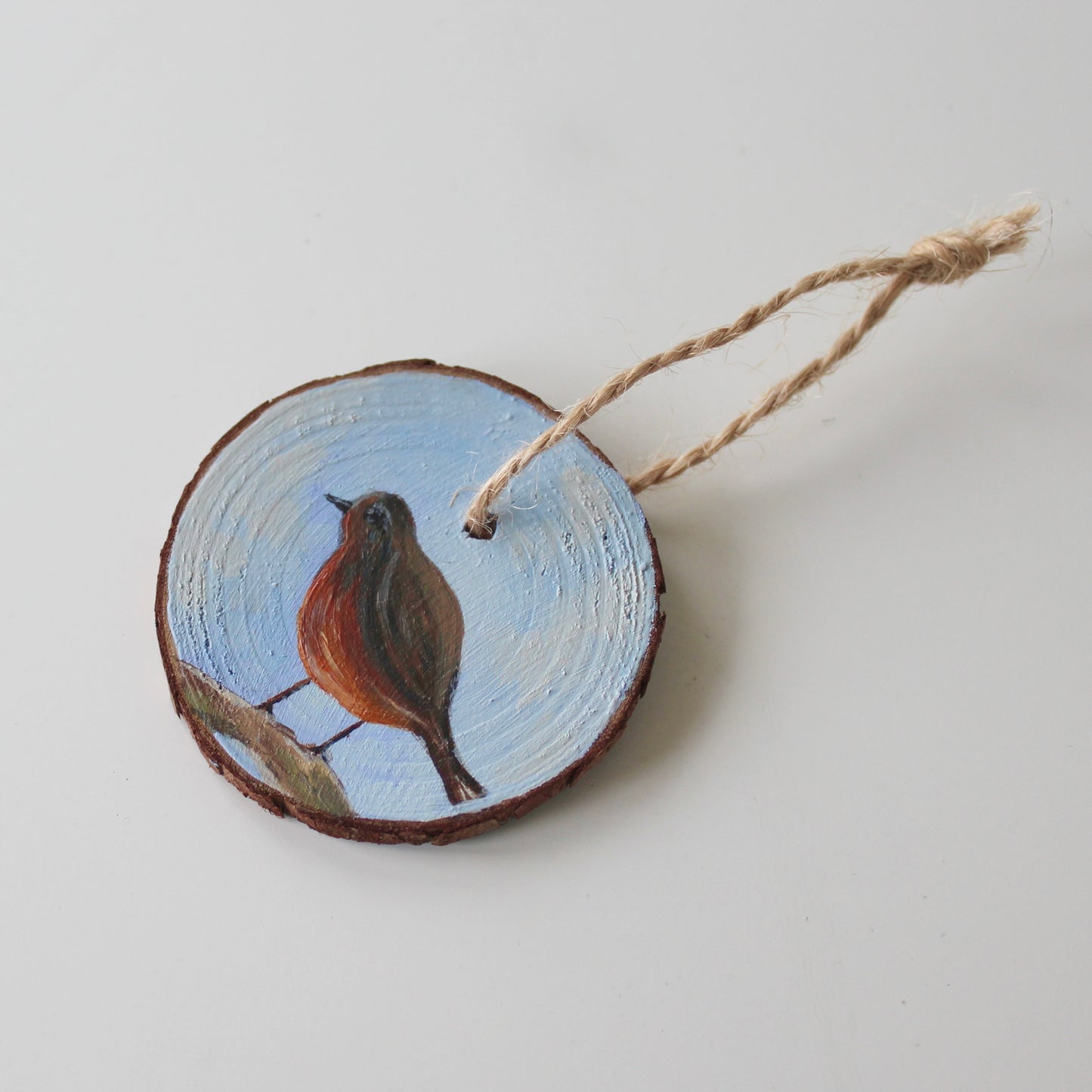 Rustic Hand-Painted Robin Christmas Ornament - Wood Slice Holiday Decoration