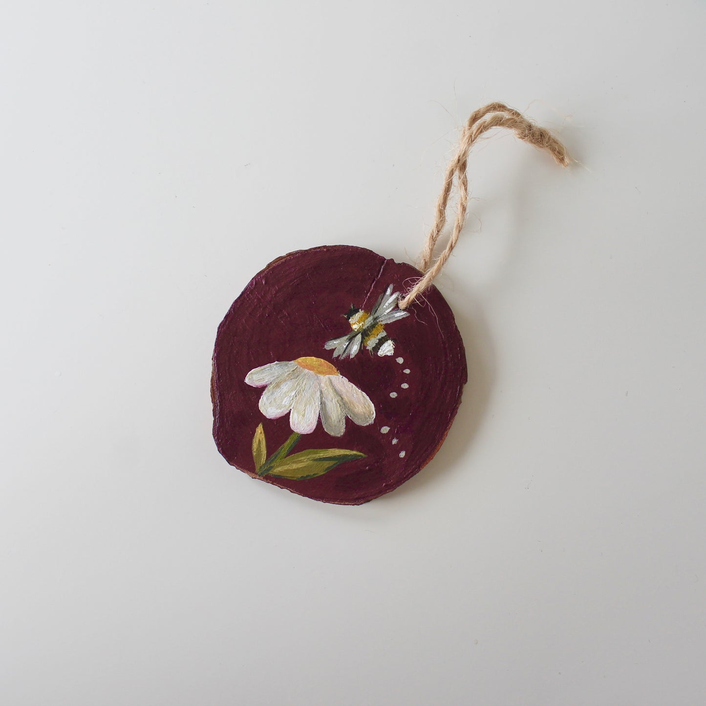 Rustic Wooden Daisy and bumble bee Hanging Decor, a Winter Plum Red Ornament, floral wood slice.