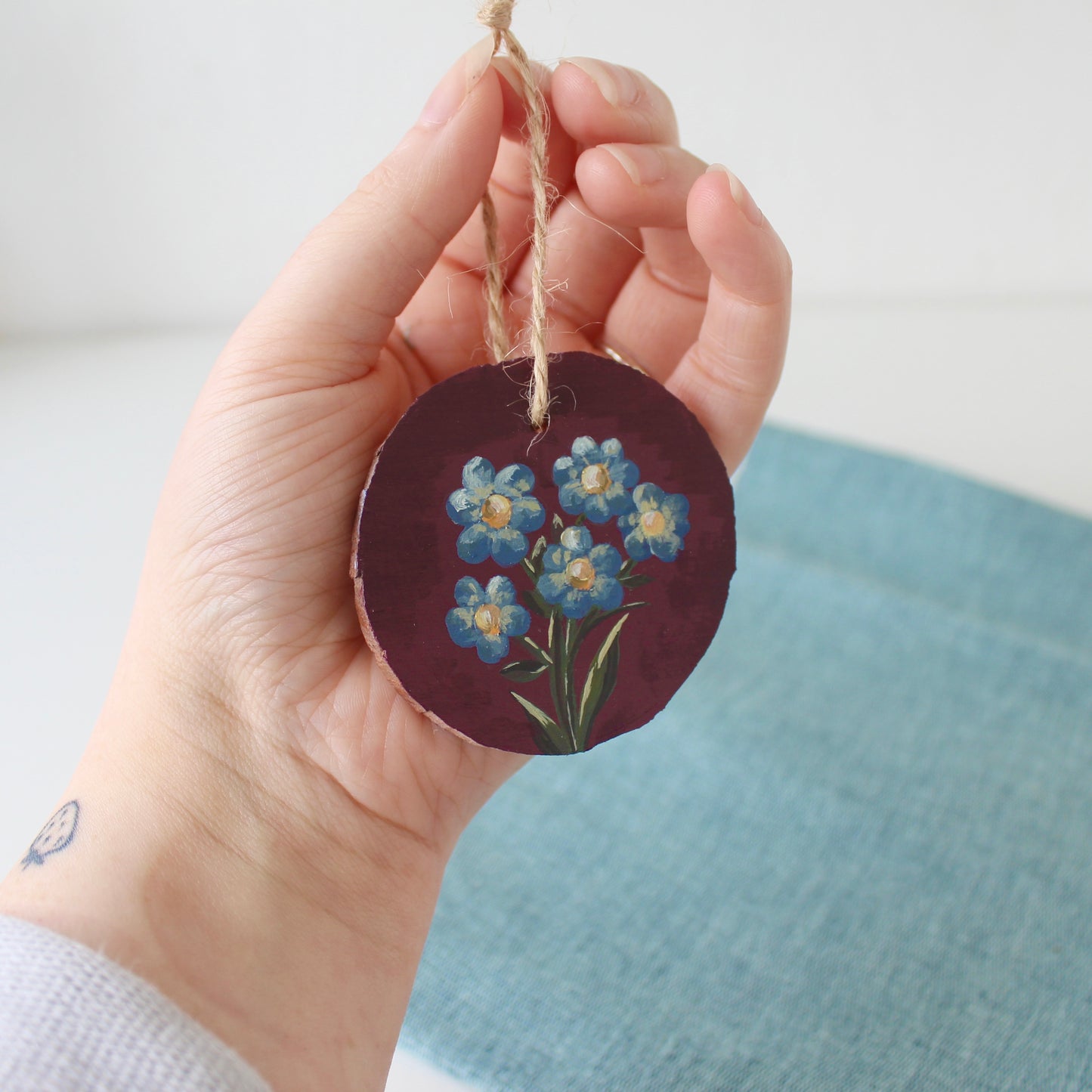 Small Wooden Forget Me Not Flowers Hanging ornament, floral wood slice painting.