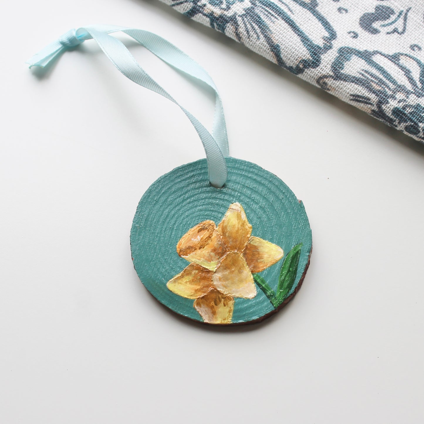 Original Welsh Daffodil Painting on Wood Slice, Hand-Painted Floral Art with Ribbon, Unique Welsh Gift