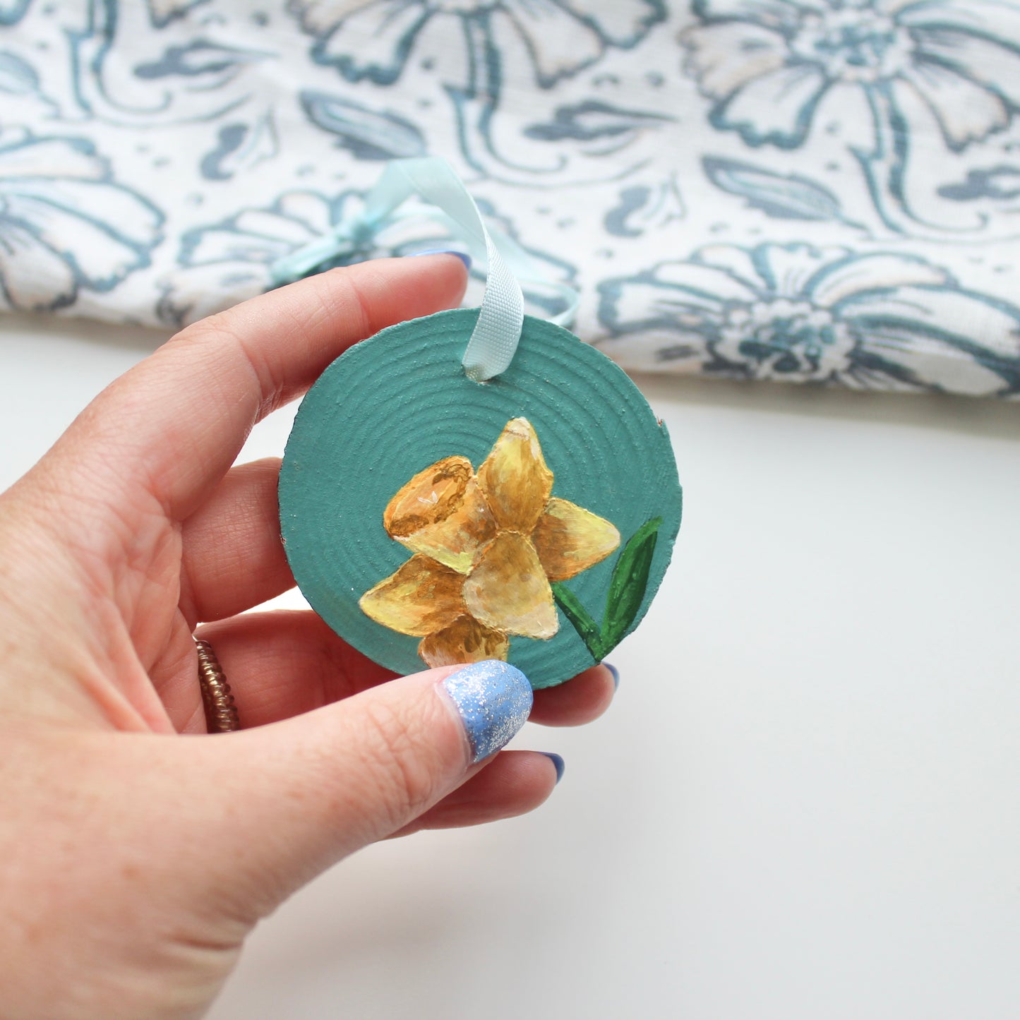 Original Welsh Daffodil Painting on Wood Slice, Hand-Painted Floral Art with Ribbon, Unique Welsh Gift