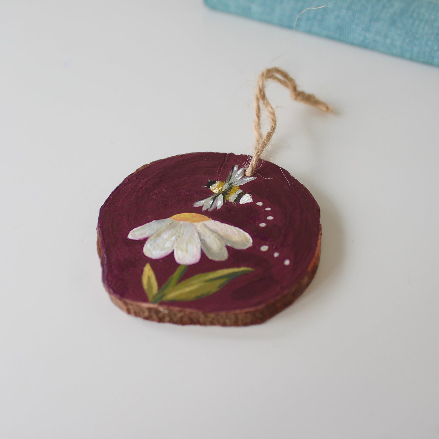 Rustic Wooden Daisy and bumble bee Hanging Decor, a Winter Plum Red Ornament, floral wood slice.