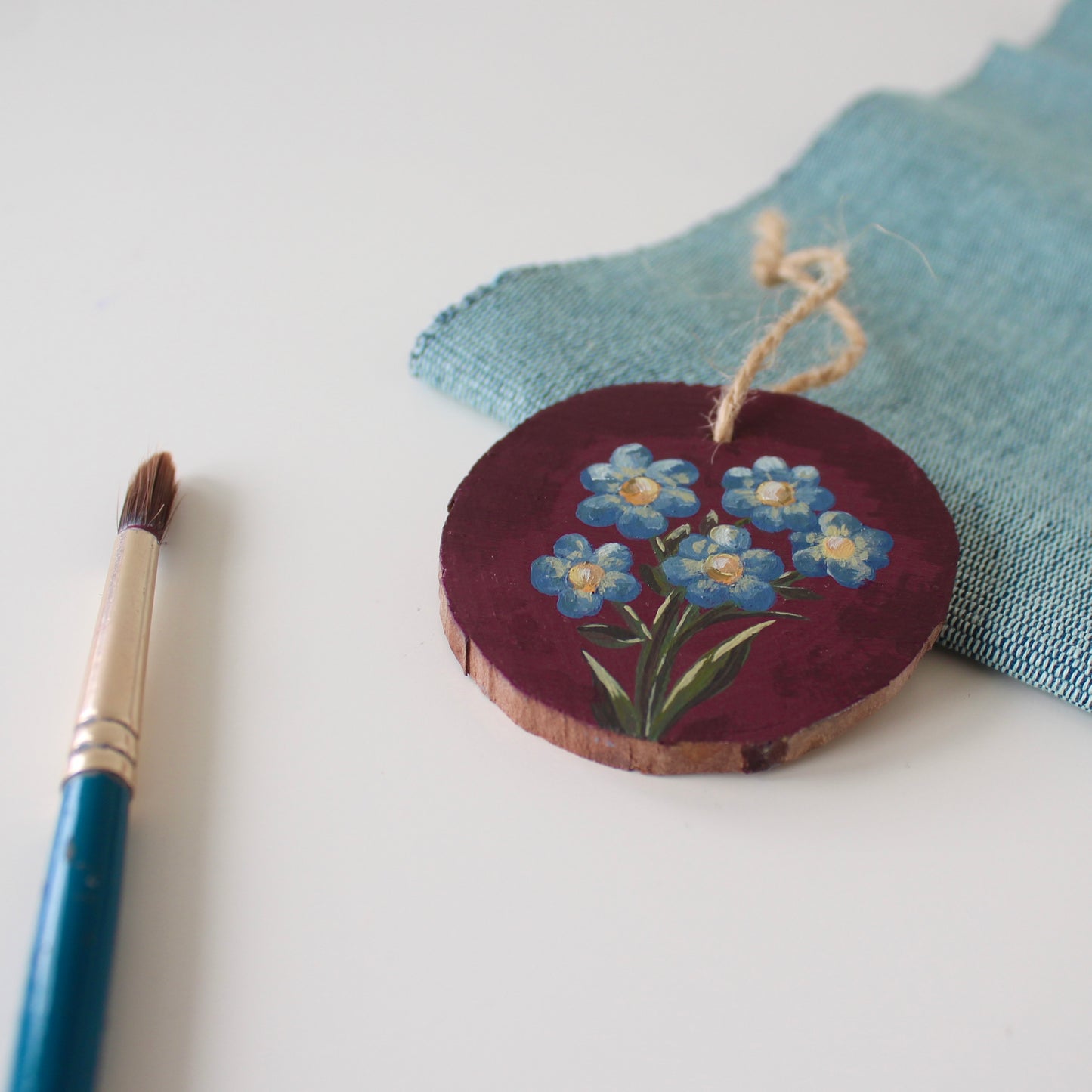 Small Wooden Forget Me Not Flowers Hanging ornament, floral wood slice painting.