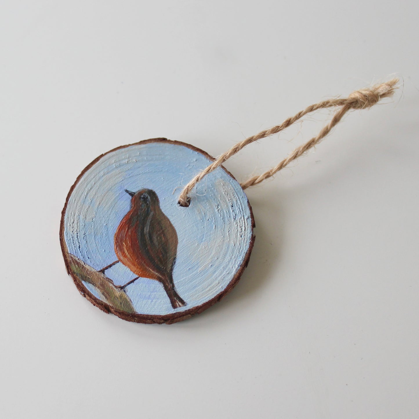 Rustic Hand-Painted Robin Christmas Ornament - Wood Slice Holiday Decor