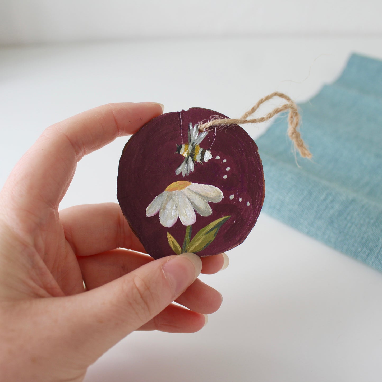 Rustic Wooden Daisy and bumble bee Hanging Decor, a Winter Plum Red Ornament, floral wood slice.